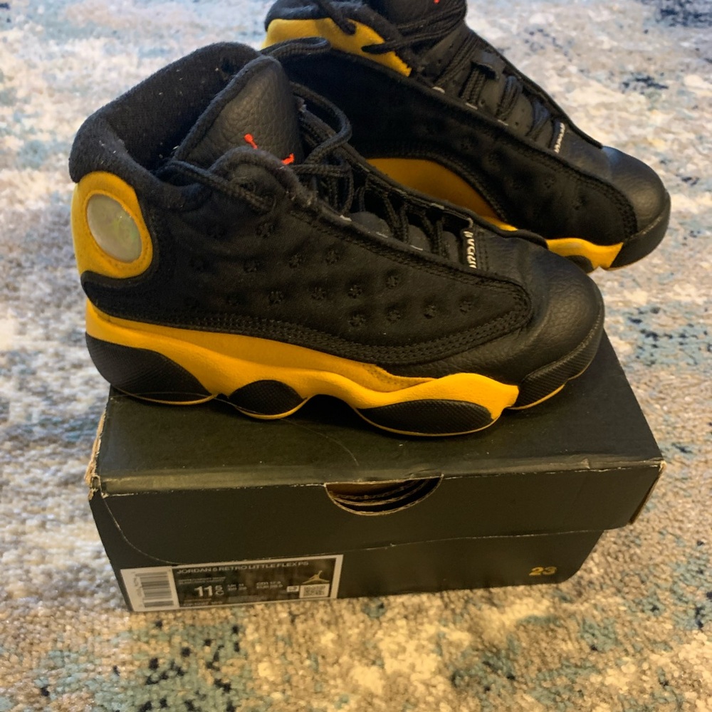 Air Jordan 13 Retro Black Yellow Sneakers